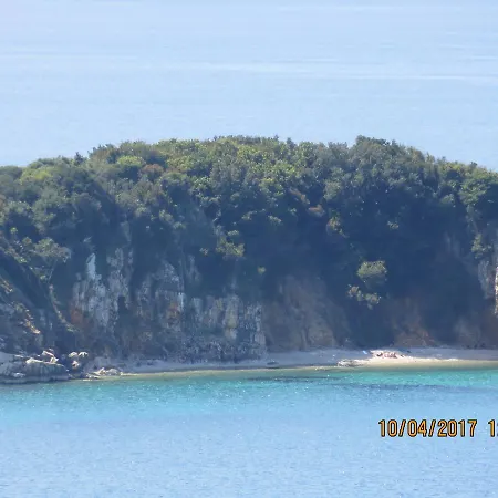 Cerro Apartment Ksamil